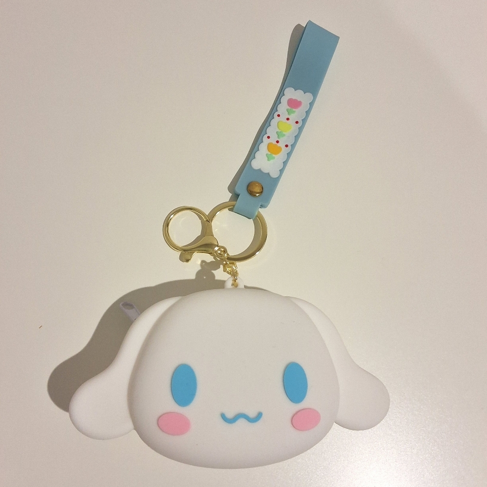 Cinnamoroll Sanrio Silicone Coin Purse Keychain Wih Strap, NEW
